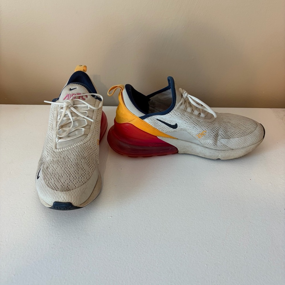 Nike Air Max 270 Sneakers